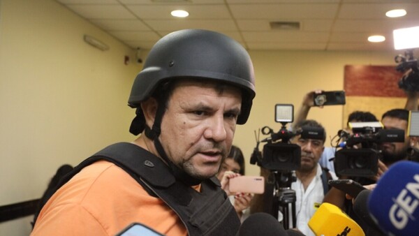 Pastor Insfrán seguirá preso y dice que fue amenazado