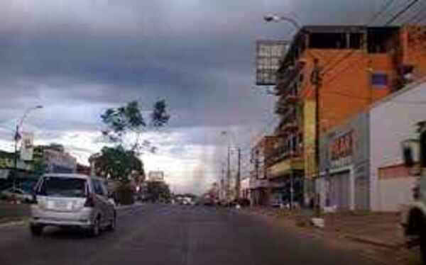 Feriado caluroso, húmedo y con chaparrones en gran parte del país