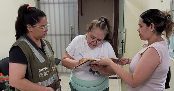 Diario HOY | Familias reciben pago en concepto de acomodo temporal