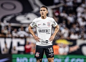 Matías Rojas se consideró libre, mientras el Corinthians lo negó | 1000 Noticias
