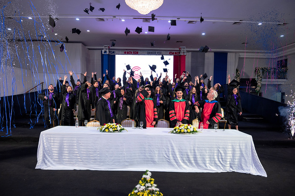 UCP realiza su segundo acto de graduación en Ciudad del Este - La Clave