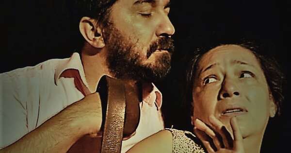 La Nación / Teatro para el 8M: “No dejen que sangren las flores”