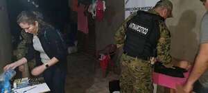 Campo 9: allanan centro de distribución de drogas a metros de colegio - Policiales - ABC Color