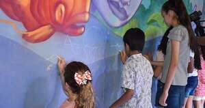 Diario HOY | Inauguran mural en honor al medio ambiente creado por 150 niños