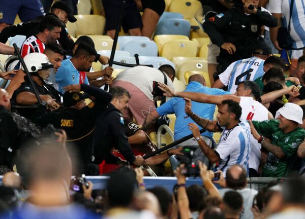 Represión policial en el Maracaná: CONMEBOL se desmarca y Gianni Infantino lanza un comunicado genérico