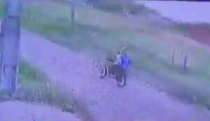 Motochorros le dieron un tiro al "amiguito"
