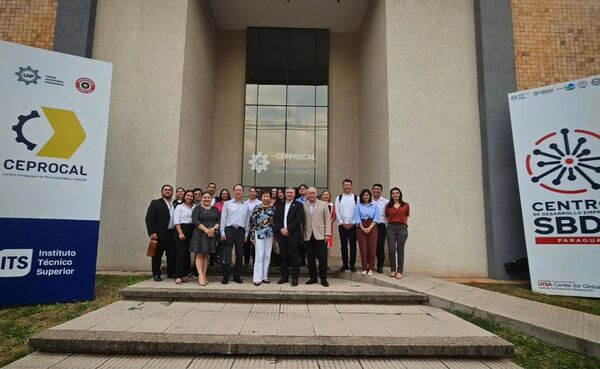 Misión Técnica de Taiwán visitó las instalaciones del Centro de Desarrollo Empresarial SBDC San Lorenzo