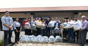La Nación / Entregaron 10.000 peces a municipios de Caaguazú
