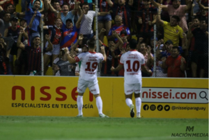 (VIDEO). El golazo de Diego Churin después de meses de sequía fue objeto de memes en redes