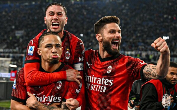 Versus / El Milan gana 'in extremis' a una Lazio que acabó con ocho jugadores