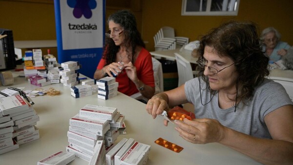 ¿Comida o remedios? En la Argentina de Milei, los medicamentos son un lujo