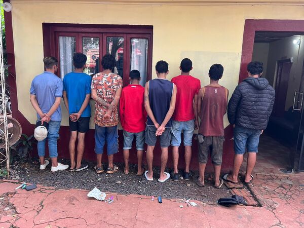 Verifican e identifican a vendedores ambulantes en zona del circuito comercial