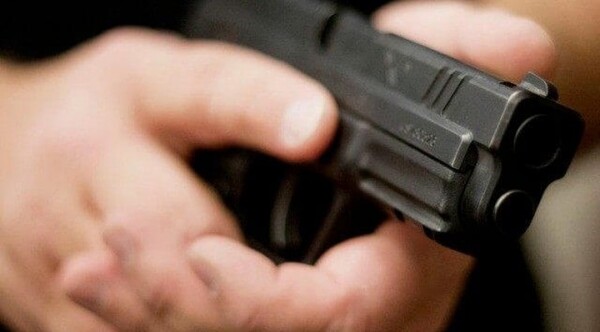Hombre amenazó con un arma a sus vecinos en Luque | 1000 Noticias