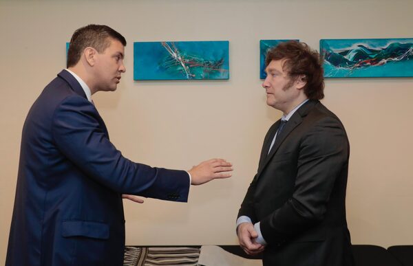 Milei intenta replicar el modelo paraguayo de baja inflación y alta inversión, asegura presidente Peña - .::Agencia IP::.