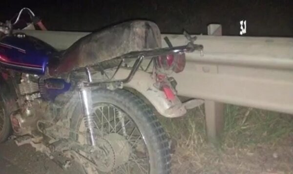 Grave accidente de moto deja un fallecido y una niña malherida en Villeta - Radio Imperio 106.7 FM