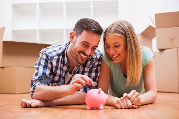 Cinco tips para que mejores tus finanzas en pareja