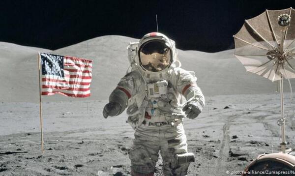 Medio siglo en la Luna