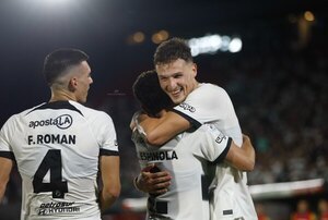 Versus / ¡En un partidazo! Bruera le da el triunfo a Olimpia ante Luqueño en el último suspiro