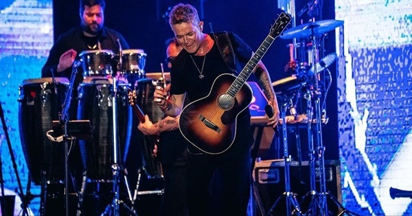 Alejandro Sanz dejó toda su fuerza en el corazón de Paraguay - EPA