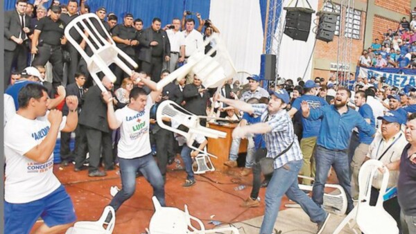 En caldeada convención, los liberales decidirán si expulsan a aliados de HC