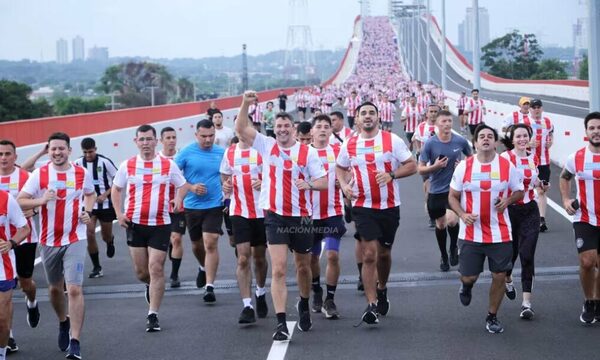 Con una correcaminata arrancó jornada inaugural del puente Héroes del Chaco
