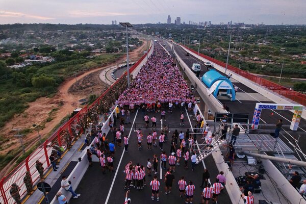 Multitudinaria participación en la inauguración del Puente Héroes del Chaco - La Tribuna