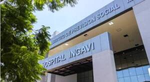 Denuncian que comida del hospital lo que le hizo mal