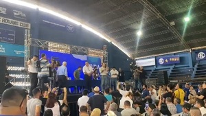 Senadores liberocartistas son expulsados por 20 años del PLRA - Noticias Paraguay