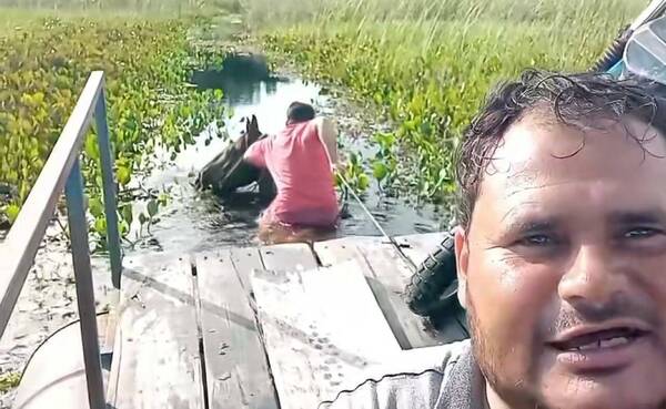 Maestro rural valé mostró cómo hace para desplazarse