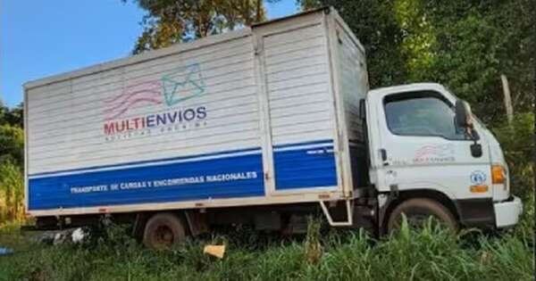La Nación / Caaguazú: asaltan a camión transportador y se llevan varias cajas de aparatos electrónicos