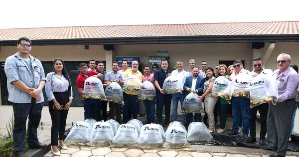 La Nación / Municipios de Caaguazú recibieron 10.000 peces