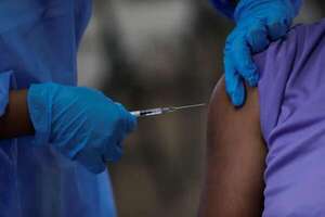 Un estudio destaca la conveniencia de vacunar conjuntamente contra el Covid-19 y la gripe - Mundo - ABC Color