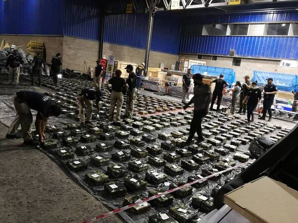 Se entregó buscado por cargamento de tres toneladas de cocaína