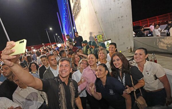 Santi hace un llamado para generar un Paraguay con más oportunidades y desarrollo
