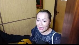 Senadora excluida por convención liberal asegura que no obedece órdenes del cartismo