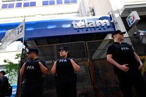 Gobierno argentino suspende agencia de noticias Télam y valla sus sedes - Mundo - ABC Color