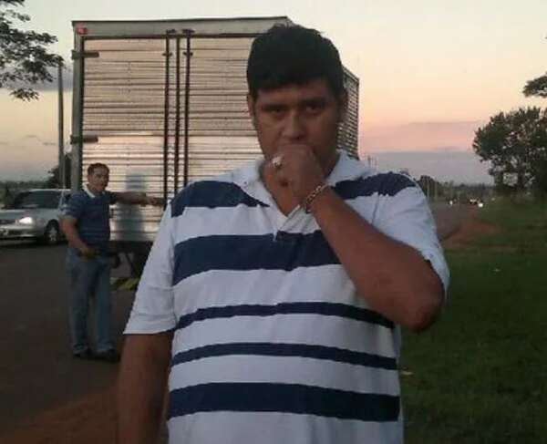 Caso Jerjes: recusación suspende juicio a esposa y hermano del presunto narco prófugo “Bugão” - Nacionales - ABC Color