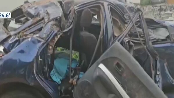 Dos muertos y tres heridos deja vuelco de automóvil en Paraguarí - Radio Imperio 106.7 FM