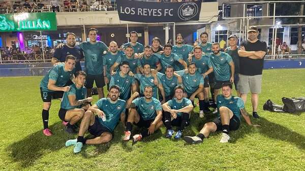 Los Reyes, campeones en el torneo del Deportivo Sajonia - Fútbol - ABC Color