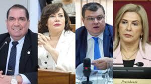 Rajaron a los senadores liberales empleaditos de Cartes