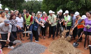 Gobierno inicia construcción de viviendas para familias de Chacarita Alta - El Trueno