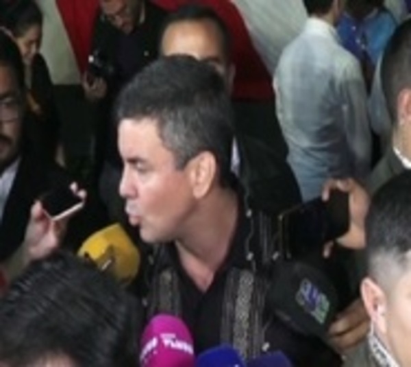 Peña calificó de “miserable” la expulsión de senadores del PLRA - Paraguay.com