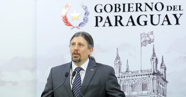 La Nación / Lucha contra la corrupción e impunidad es clave en la agenda de EE. UU., ratifica Nephew