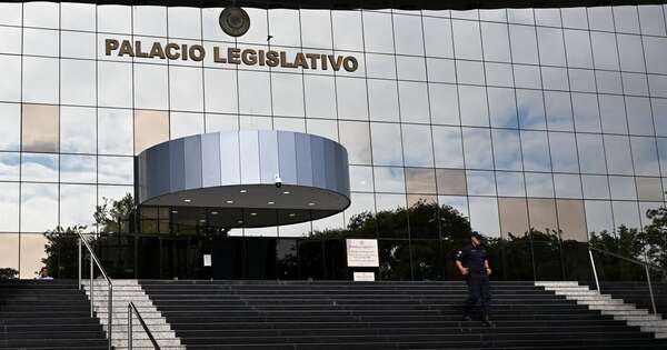 La Nación / En mayo arranca concurso de méritos para contratos de profesionales en Diputados