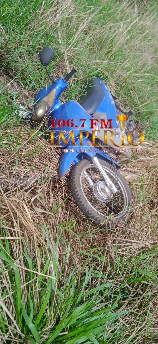 Tras persecusión Policía recupera moto robada en San Juan Neuman - Radio Imperio 106.7 FM