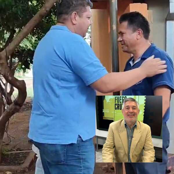 Abandonado por ministro de educación "Juancho" asiste a umilde escuela de su bolsillo