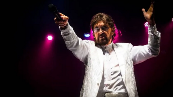 Carlos Báez, los años dorados invitan al “Poder del Amor”