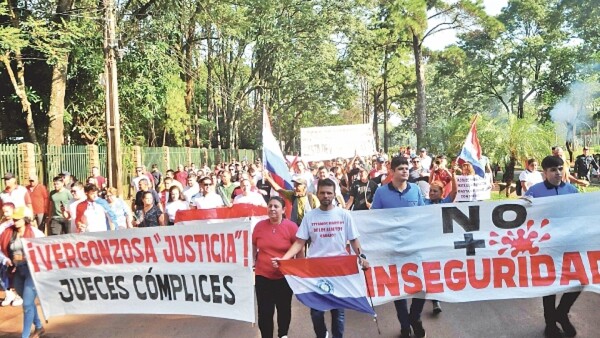 En Ciudad del Este protestan al grito de “¡basta de la ola de inseguridad!”