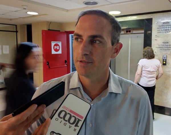 Exsenador apela a la autocrítica como primer paso para unir a la oposición | 1000 Noticias
