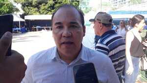 Fleitas responde a Amarilla: «tengo dos hijos y una pareja, mujer, por supuesto» | 1000 Noticias